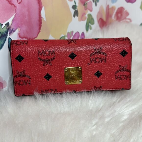 💯Authentic MCM Visetos Trifold Long Wallet🍀 - Picture 13 of 17